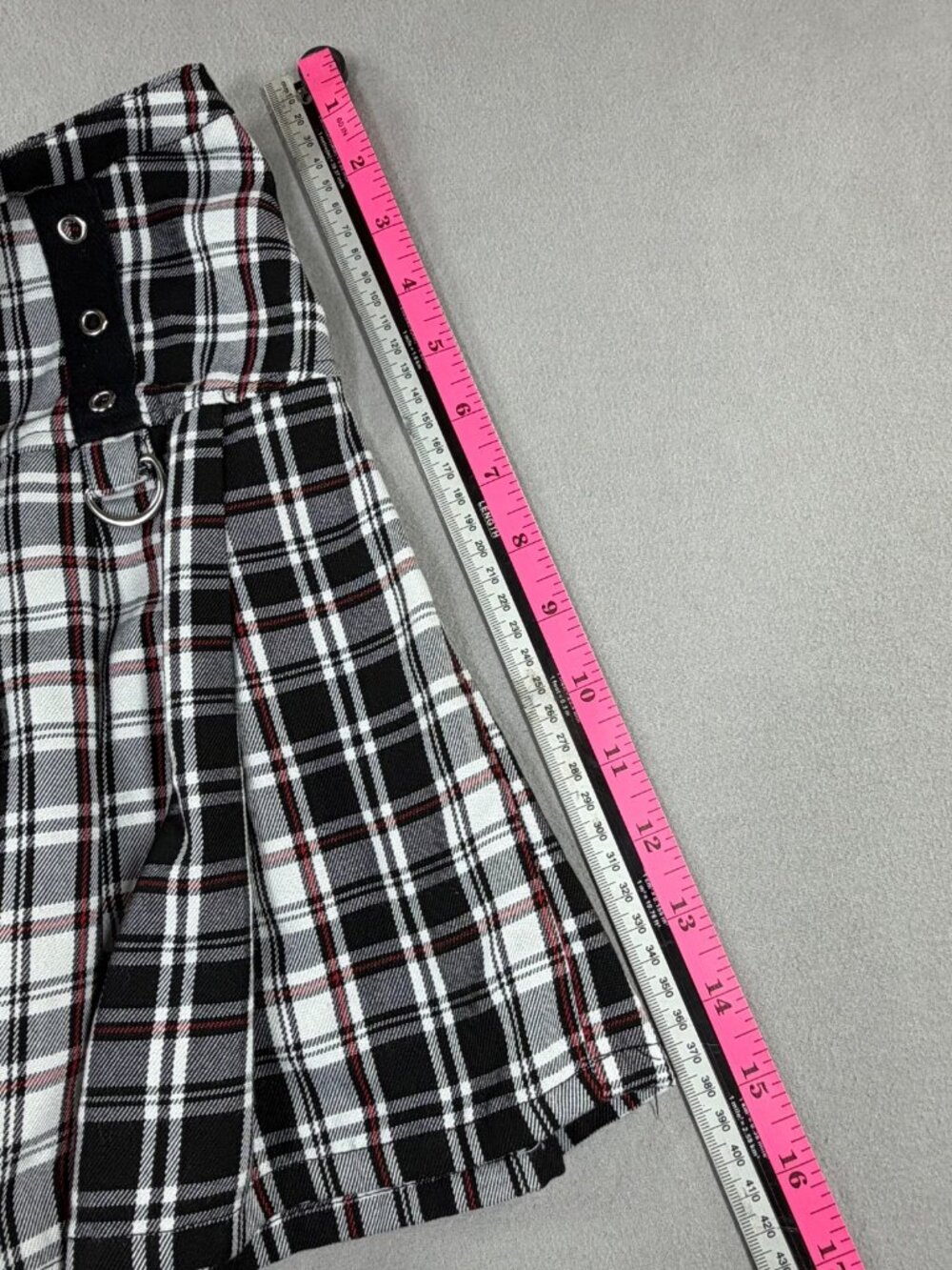 Plaid Pleated Mini Skirt Hot Topic Black Punk Y2K Schoolgirl‎ Punk Grunge Y2K - Picture 7 of 10